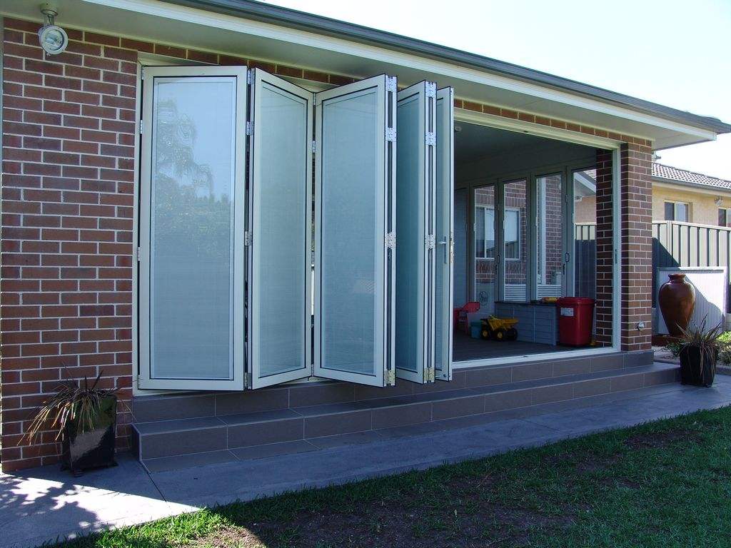 bi-fold door 